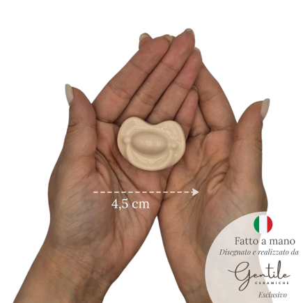 Ciuccio Crema in Ceramica con Calamita (4,5cm)