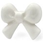Fiocchetto Bianco in Ceramica con Calamita (5cm) Fiocchetto Bianco in Ceramica con Calamita (5cm)